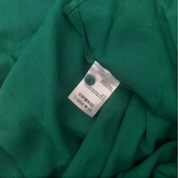 SALE!! Reformation Garvin- Emerald - Picture 5 of 8